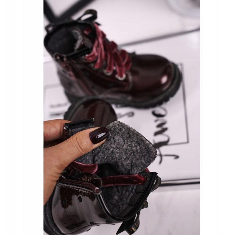 EVE Maroon lacquered boots Essie 1