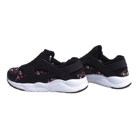 Sports Sneakers With Flowers 613 Black white red green 1 Sports Sneakers With Flowers 613 Black white red green 1