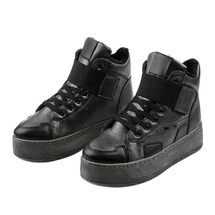 Insulated ankle boots on Riverview black grey 2