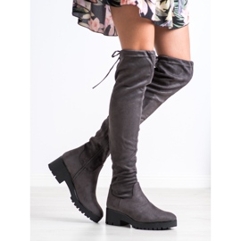 Seastar Thigh-boots On The Platform grey 2