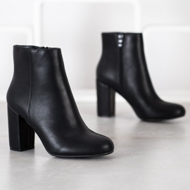Danic Classic boots black 1