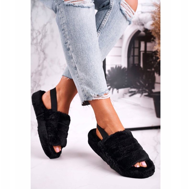 FJ1 Women's Slippers on the Fur Platform Black Snowflake 2