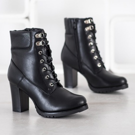 Queentina Lace-up Booties On A Post black 1
