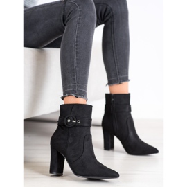 Laura Mode Black Elegant Boots In Spitz 1