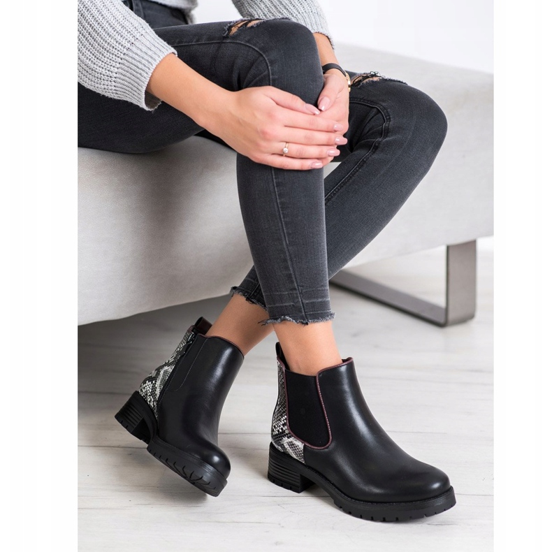 SHELOVET Comfortable Snake Print boots white black 1