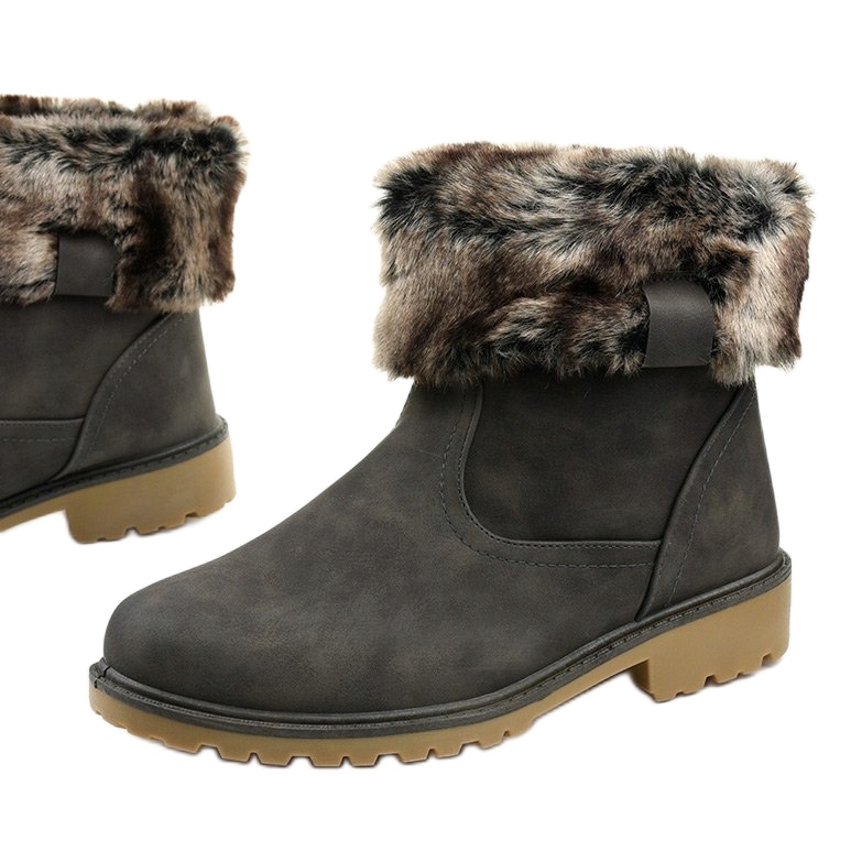 Gray women's insulated boots from Giserelle grey 1