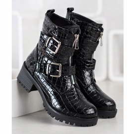 Super Me Workers On A Snake Print Slider black 1