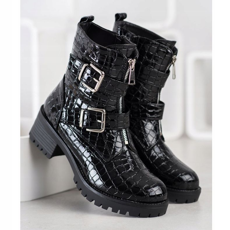 Super Me Workers On A Snake Print Slider black 1