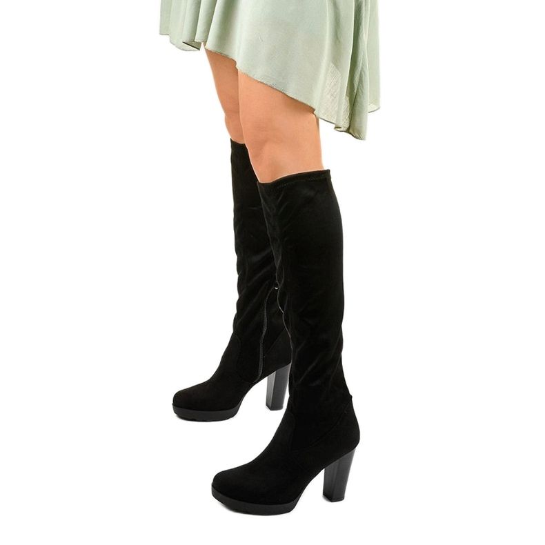 Black boots made of Funnyfreeze suede 1