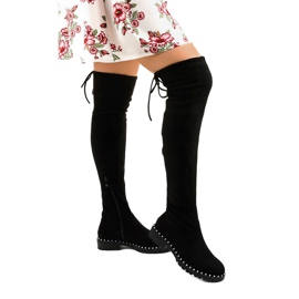 Black flat boots with a long Cozysand shank 1