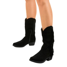 Black suede cowboy boots on the Arisaria zipper 1
