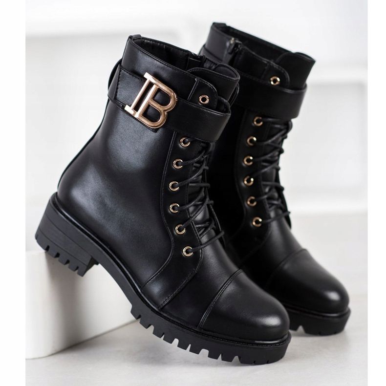 Seastar Stylish Black Workers 1