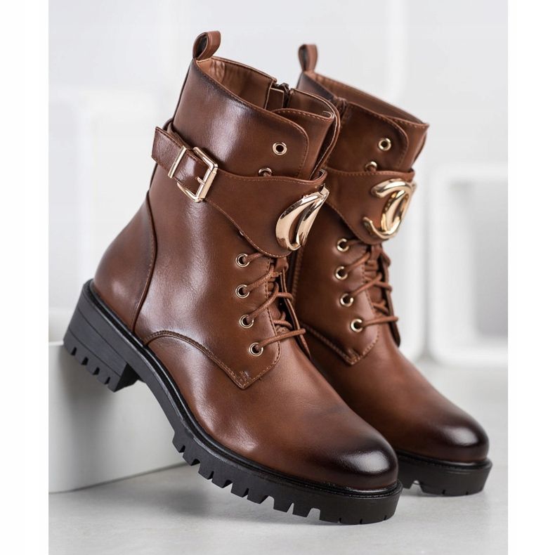 SHELOVET Workers With Golden Ornament brown 1