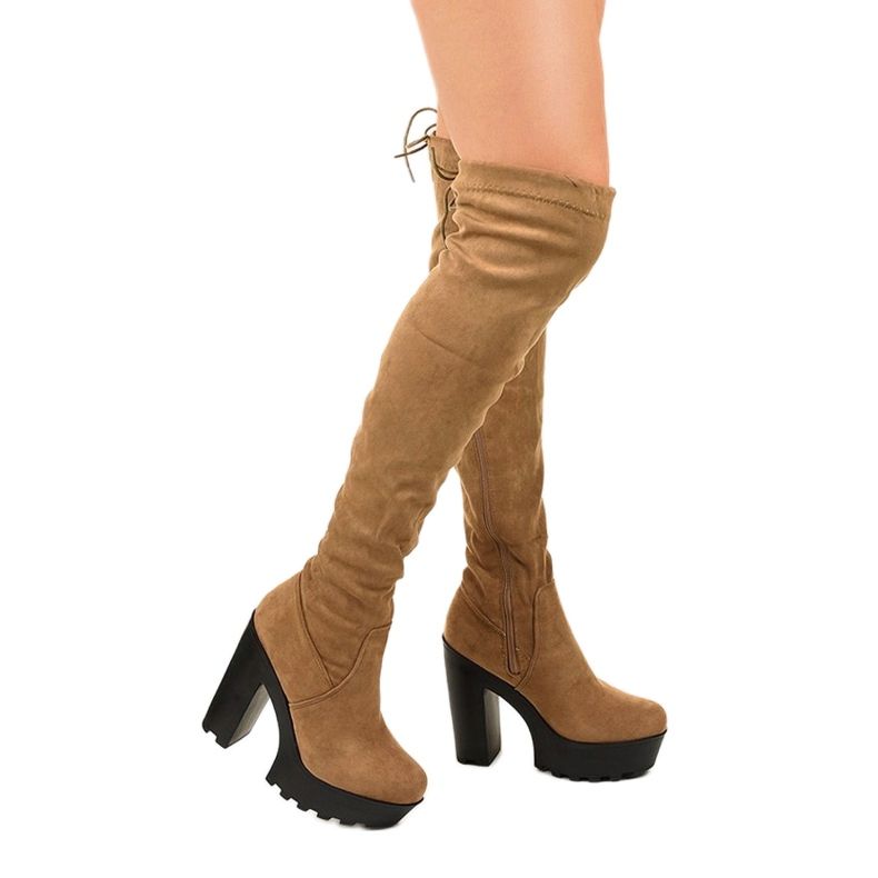 Suede boots on the Khaki Carrum post green 1