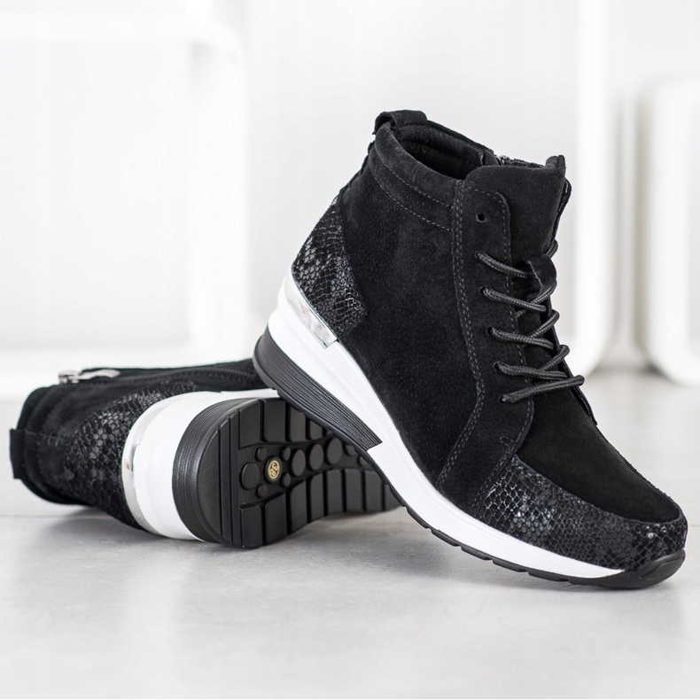 Filippo Lace-up Leather Booties black 2