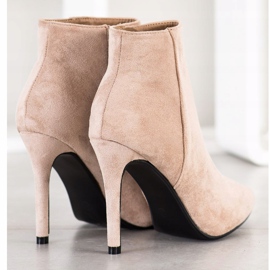 Small Swan Stylish boots on a high heel beige 1