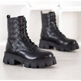 Seastar Black Fashion Trappers 1 Seastar Black Fashion Trappers 1