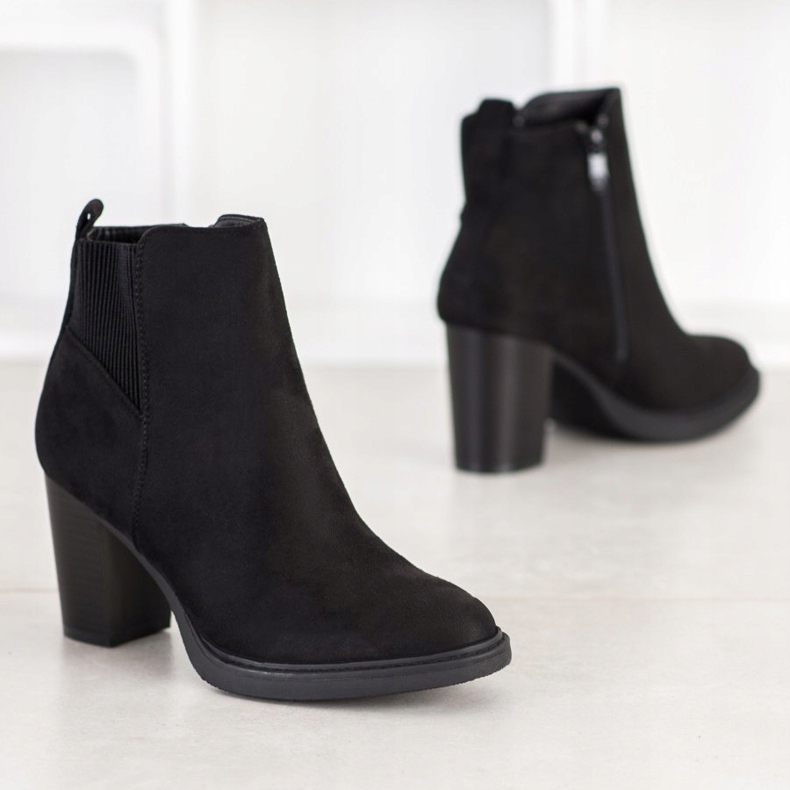 Super Mode Black Booties On A Post 2