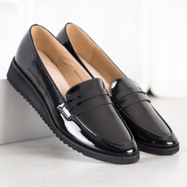 Goodin Lacquered loafers black 3