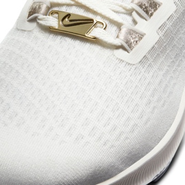 Running shoes Nike Air Zoom Pegasus 37 Premium W CZ2872-100 white 2