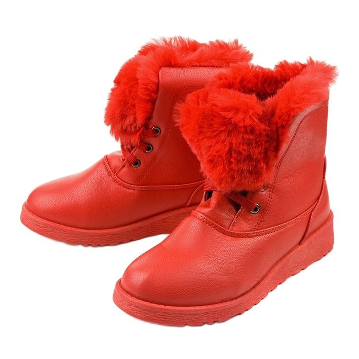 Red insulated boots from Inaleth 2