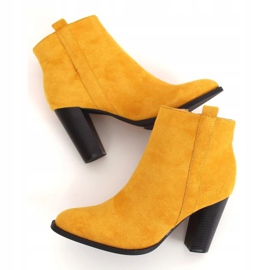 Classic high heels UK09P Yellow honey 1