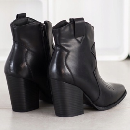 Bella Paris Black Cowgirls 1