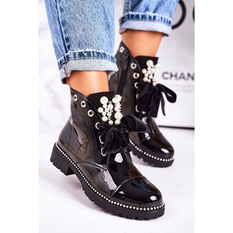 PS1 Women's warm boots with pearls, jets and a ribbon, lacquered Perla black 1