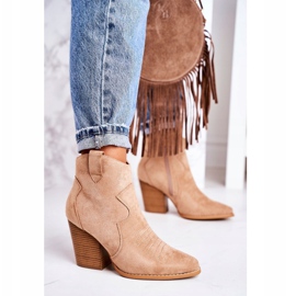 MSMG Women's Warm Cowboy Boots On A Heel Beige Margaret 1 MSMG Women's Warm Cowboy Boots On A Heel Beige Margaret 1