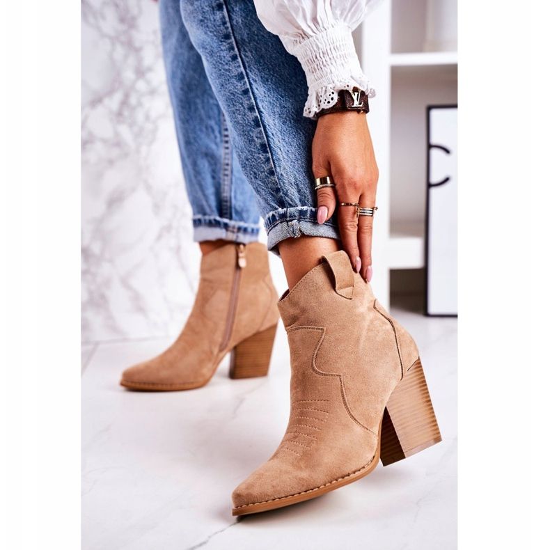 MSMG Women's Warm Cowboy Boots On A Heel Beige Margaret 2 MSMG Women's Warm Cowboy Boots On A Heel Beige Margaret 2