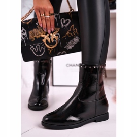 Women's Black Warm Lacquered Boots with jets, Performance 2