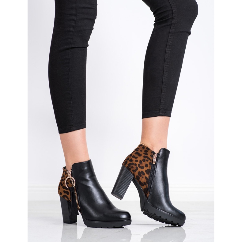 Goodin Warm Leopard Print boots brown black 1