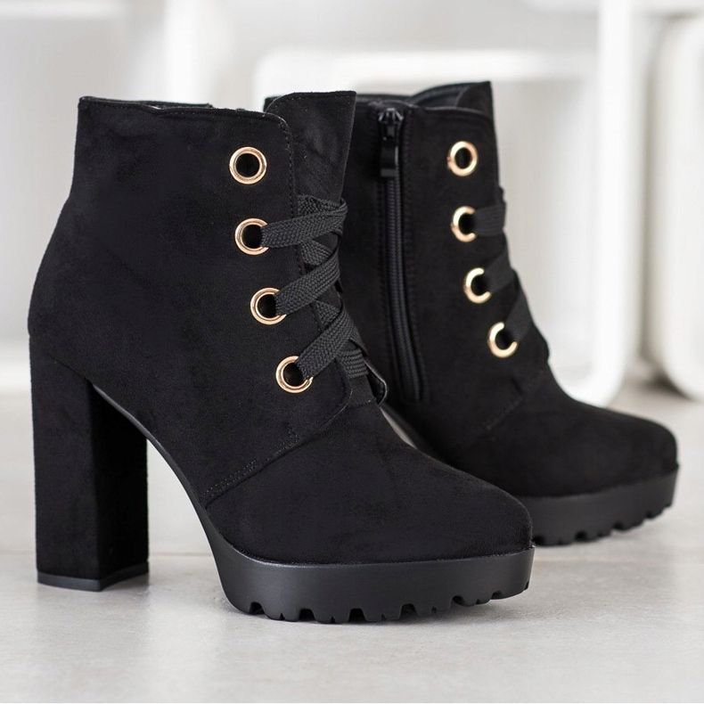 Juliet Lace-up Ankle Boots black 1