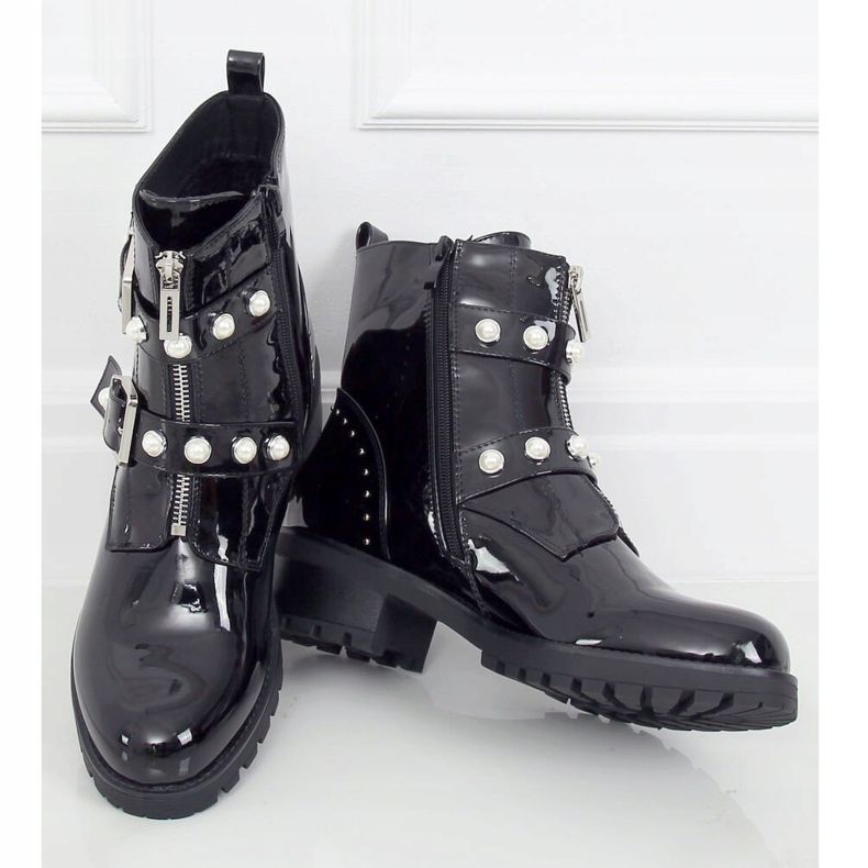 Black DA61P Black Patent lacquered boots 1