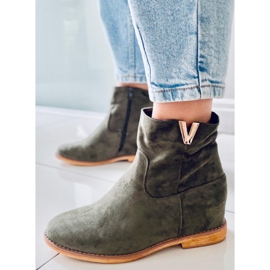 Green ZT1013 Green boots on a hidden wedge 1