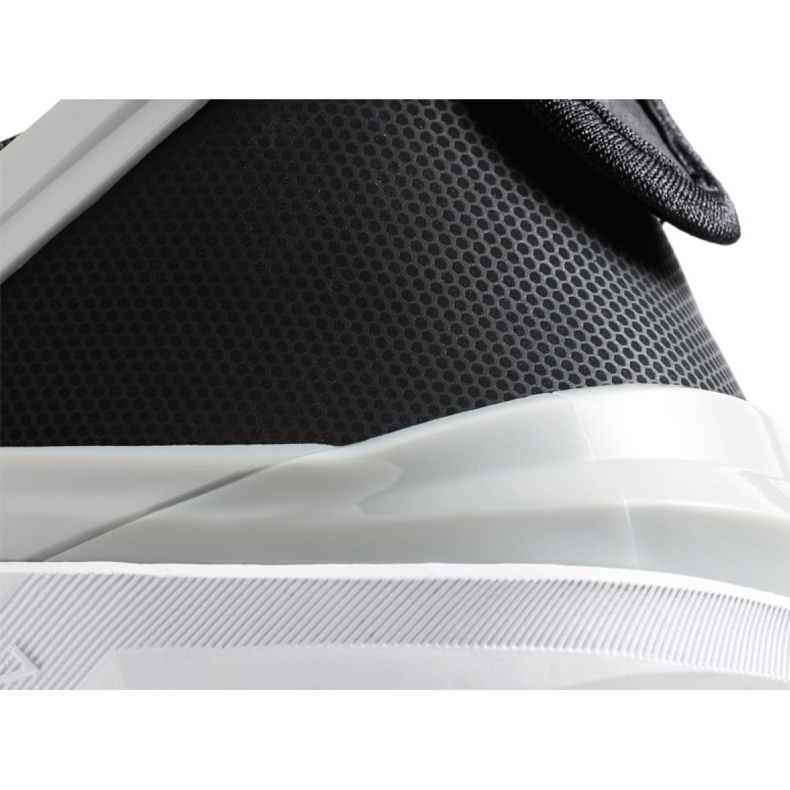 Nike Metcon 6 FlyEase M DB3790-010 training shoe black 1