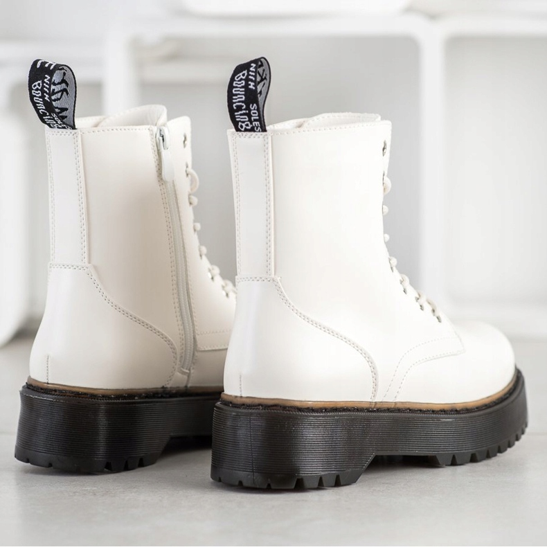 SHELOVET Warm boots on the platform white 1