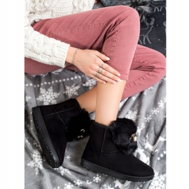 Queentina Warm Mukluki With Ornament black 1