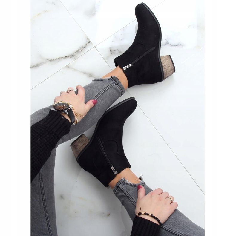 Black CM-8M2-1 Black low heel boots 2