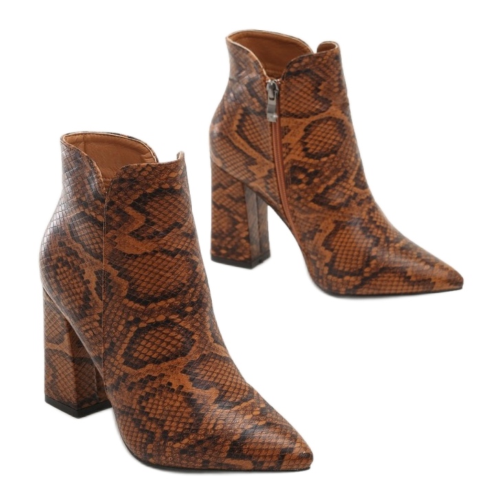 Vices 1581-68-camel brown 1