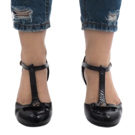 Black pumps on the post 2239-3 2