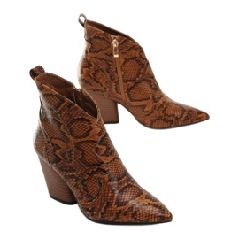 Vices 1584-54-brown 1 Vices 1584-54-brown 1