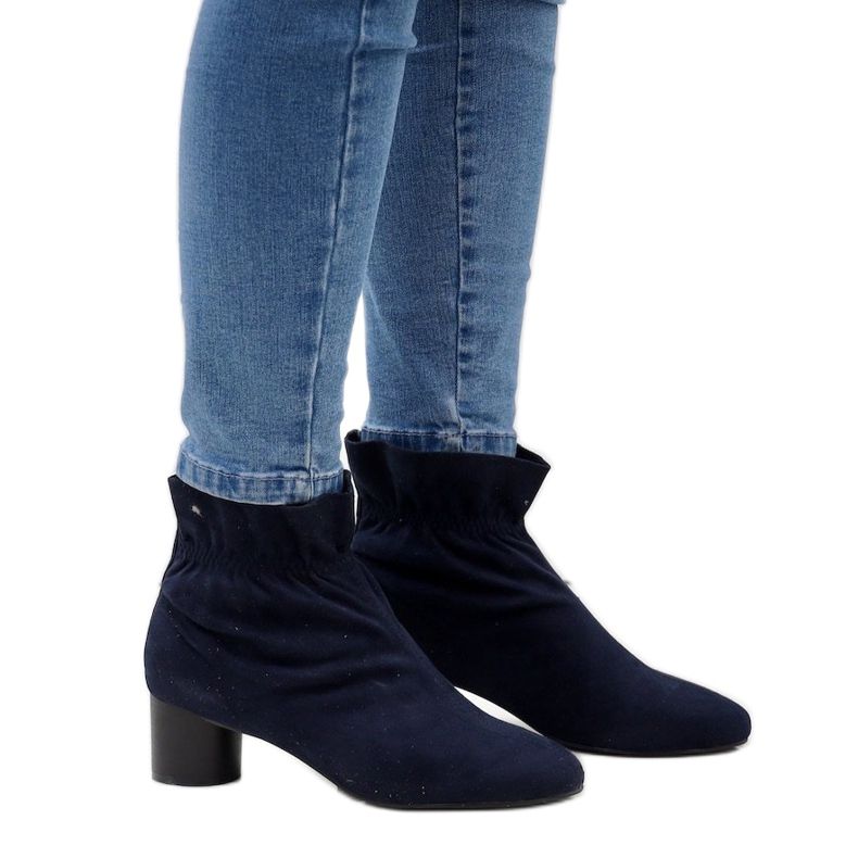 Navy blue suede boots on the JM5512M post 1 Navy blue suede boots on the JM5512M post 1