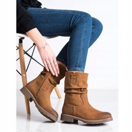 Super Mode Boots With Ruffled Uppers brown 1