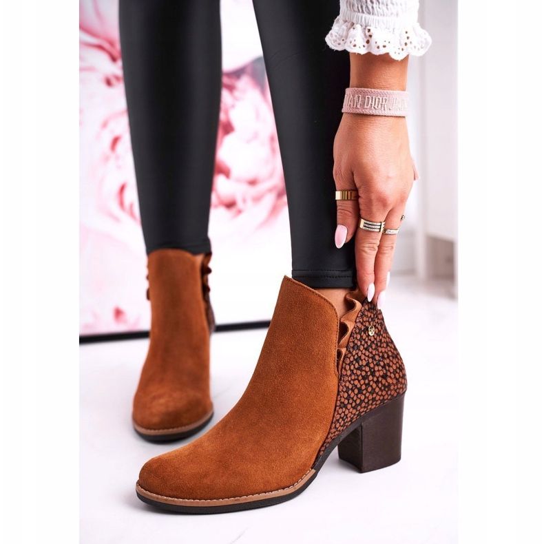 Women's leather boots on a high heel Maciejka Red 04833 brown 2