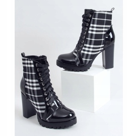Black high heels checkered black NS080P Black 1