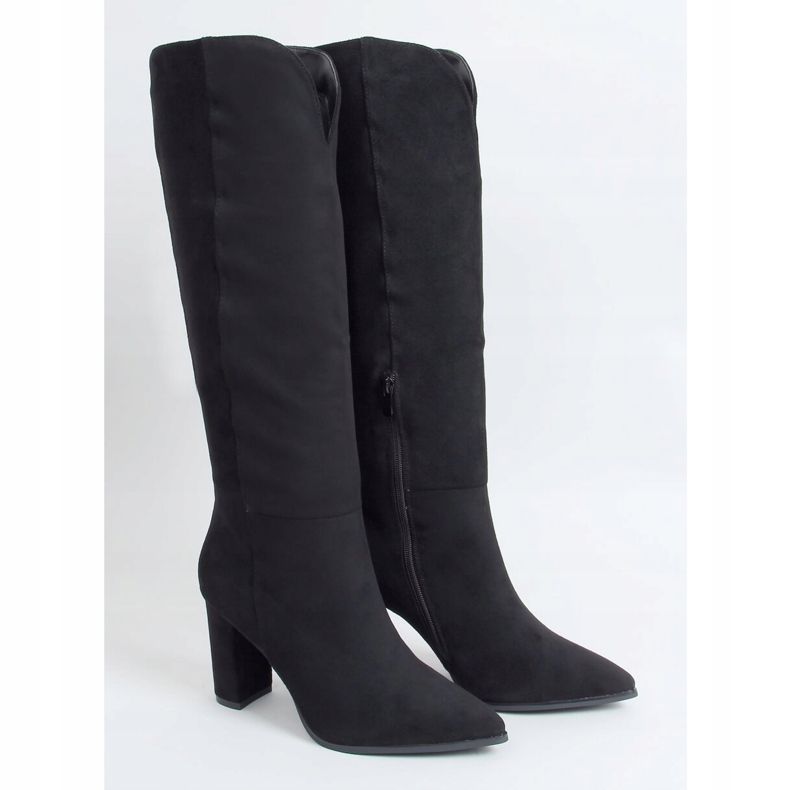 Classic boots with a cut-out black RB89P Black 1