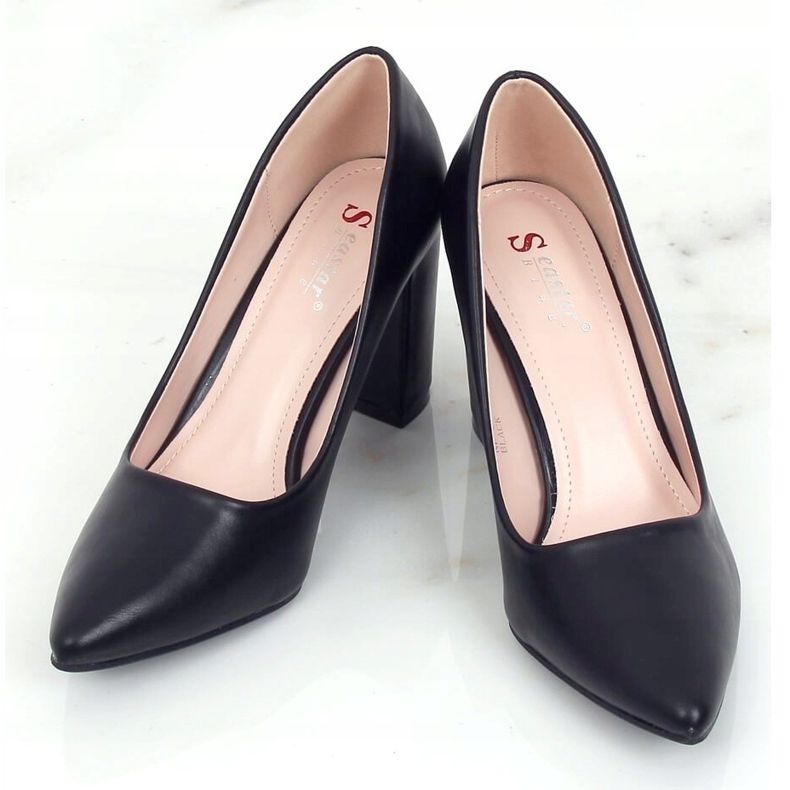 Pumps on the post black NF-65P Black 1