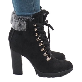 Black ankle boots on the N50 post 1