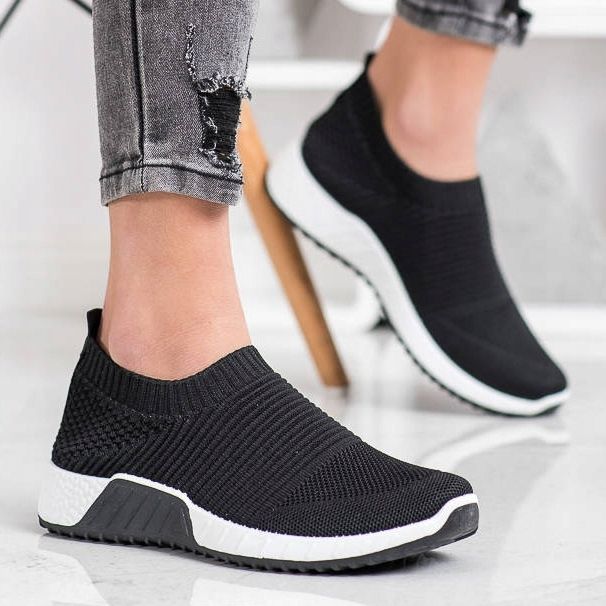 Goodin Sporty Black Slipons 1